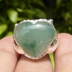 แหวนหยกเขียวเนื้อสวยเจียรรูปหัวใจ เบอร์ 58 ครึ่ง ตัวเรือนเงินแท้