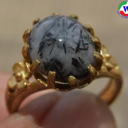 แหวนทองเหลืองหญิง  เบอร์ 53 หนักรวม 3.44 กรัม แก้วโป่งข่ามนำโชคชนิดแก้วขนเหล็กน้ำตันเนื้อแก้วสีฟ้า