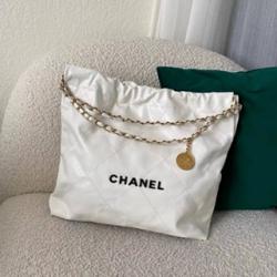 Chanel ss22 LOGo Cc shopping tot size 39 cm