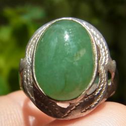 แหวนเงินหญิง หยกพม่าสีเขียวเข็ม เบอร์ 53 
