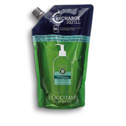 L'OCCITANE Purifying Freshness Shampoo Eco-Refill 500ml. รีฟิล ถุงเติม แชมพูสำหรับผู้ที่มีผมธรรมดาไปจนถึงผมมัน รวบรวมคุณค่าของน้ำมันหอมระเหยจากธรรมชาติ 5 ชนิดเข้าไว้ด้วยกัน ช่วยให้หนังศีรษะสะอาดสดชื่น ปราศจากสารเคมีตกค้างและสิ่งสกปรกต่างๆ ผมแลดูมีชีว