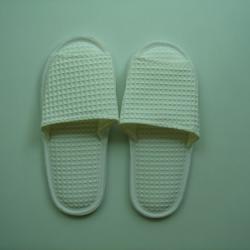 รองเท้าแตะแบบหัวเปิด (Slipper Shoes) : รองเท้าสำหรับใส่ในโรงแรมและร้านสปา ผ้ารังผึ้ง