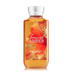 **พร้อมส่ง**Bath & Body Works Sensual Amber Shea & Vitamin E Shower Gel 295ml. เจลอาบน้ำกลิ่นหอมติดกายนานตลอดวัน กลิ่นจะหอมวนิลานุ่มผสมกับกลิ่นเปรี้ยวซนแบบลูกอม ให้ความรู้สึกร่าเริง และอบอุ่น