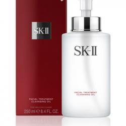 SK-II Facial Treatment Cleansing Oil 250ml. ออยล์ทำความสะอาดเครื่องสำอางชนิดกันน้ำ และน้ำมันส่วนเกินได้อย่างล้ำลึกในขั้นตอนเดียว ผสานคุณค่าจาก พิเทร่าTM เข้มข้นและสารสกัดจากเมล็ดแอปเปิ้ล ทำความสะอาดรูขุมขนได้อย่างล้ำลึกด้วย 2 ประสิทธิภาพใน 1เด