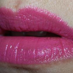 ** พร้อมส่ง ** NYX Round lipstick LSS571A Hot Pink สีชมพูอมม่วง