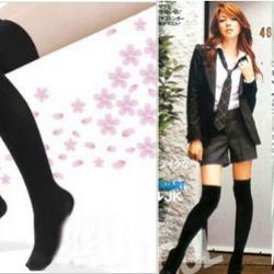 ++พร้อมส่ง++ถุงเท้านักเรียนญี่ปุ่นสีดำ จะใส่แบบยาว หรือแบบย่นก็ได้ ความยาวเลขเข่า ยาวถึง 24 นิ้ว